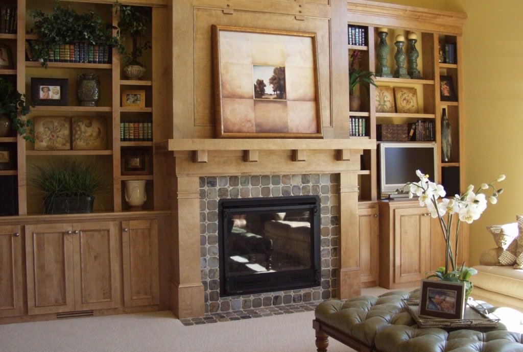 Image of: Decorate Fireplace With Pictures
