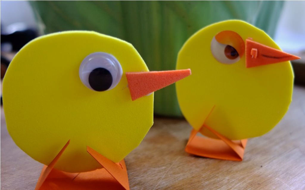 Image of: Easy Easter Small Chicken Crafts