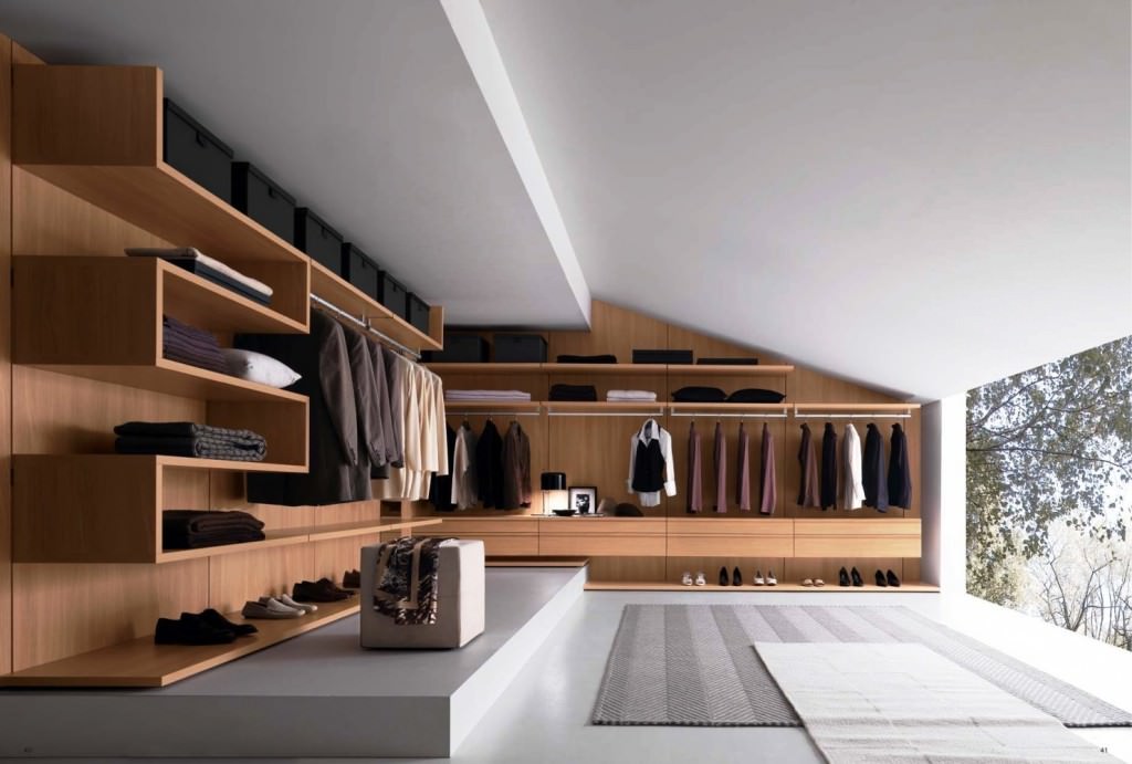 Image of: Minimalist Closet Wardrobe