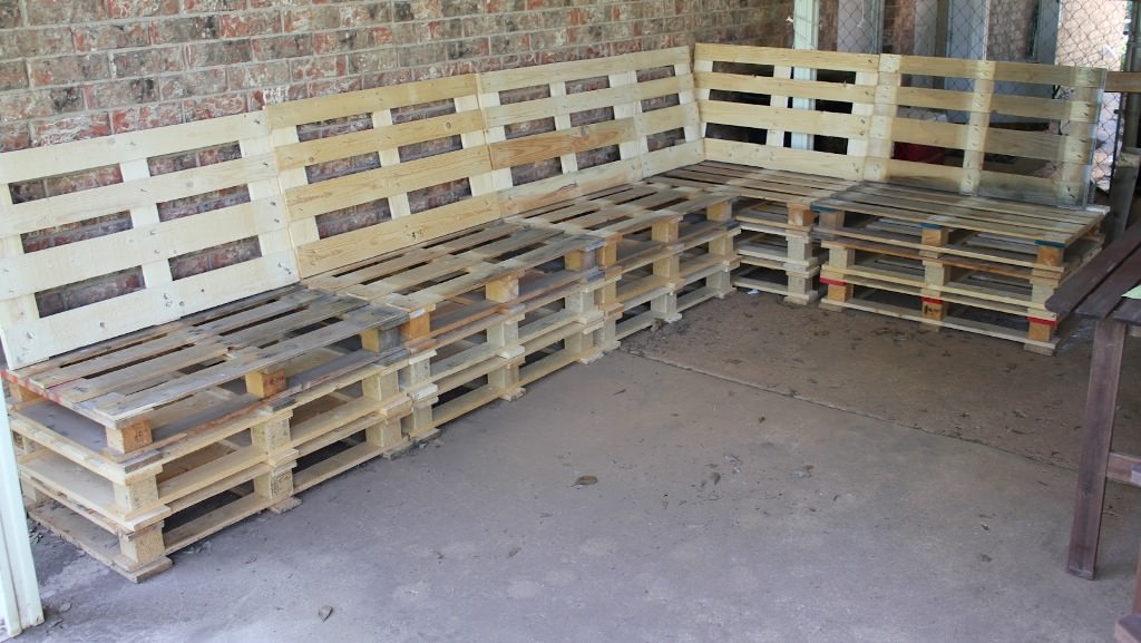 Image of: Pallet Furniture
