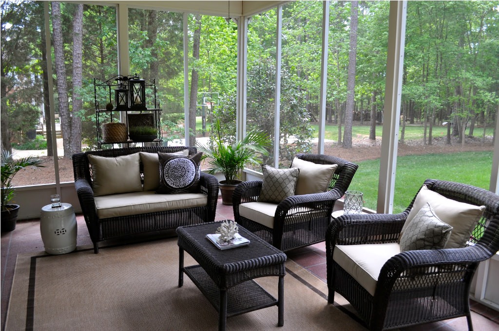 Image of: Pictures Of Screen Porch Decorating Ideas