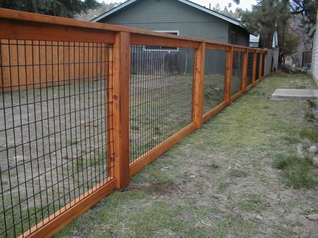 Image of: Types Of Wooden Fences Fencing