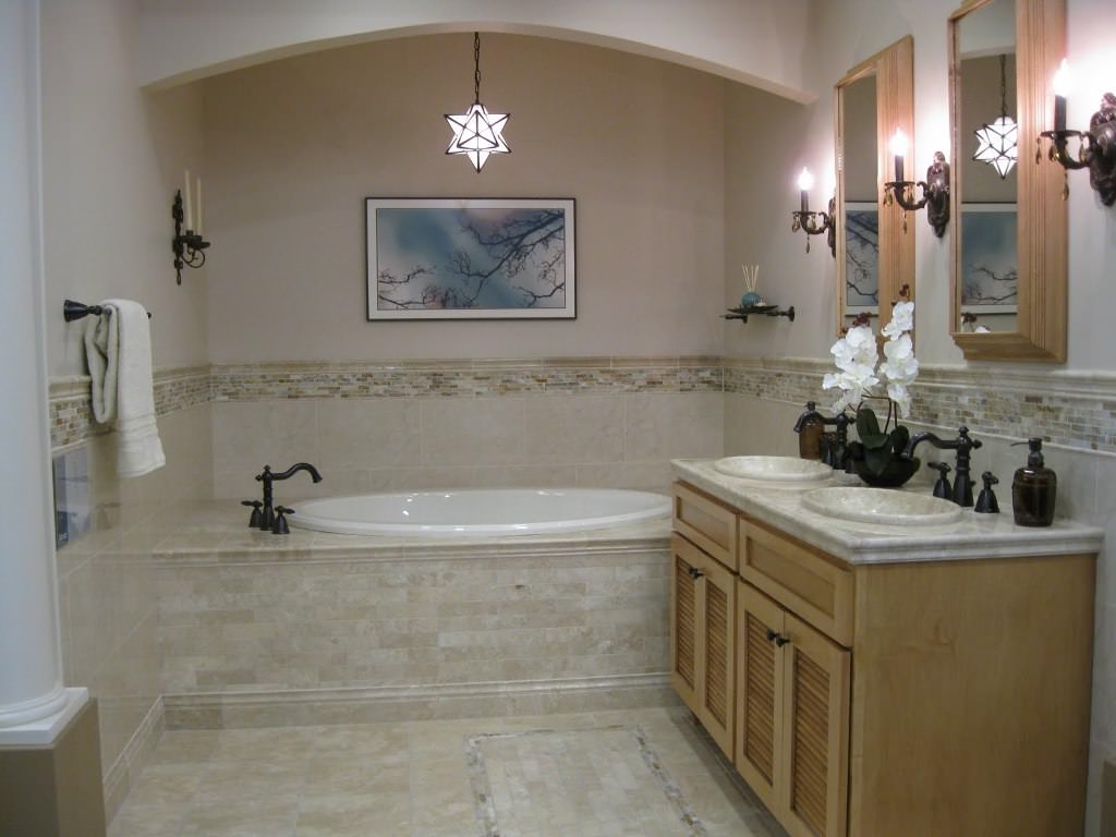Image of: Bathtub Tile Designs Pictures