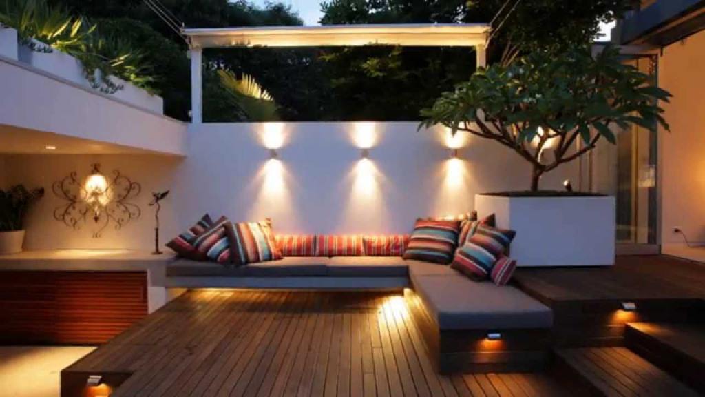 Image of: Best Backyard Decks And Landscaping