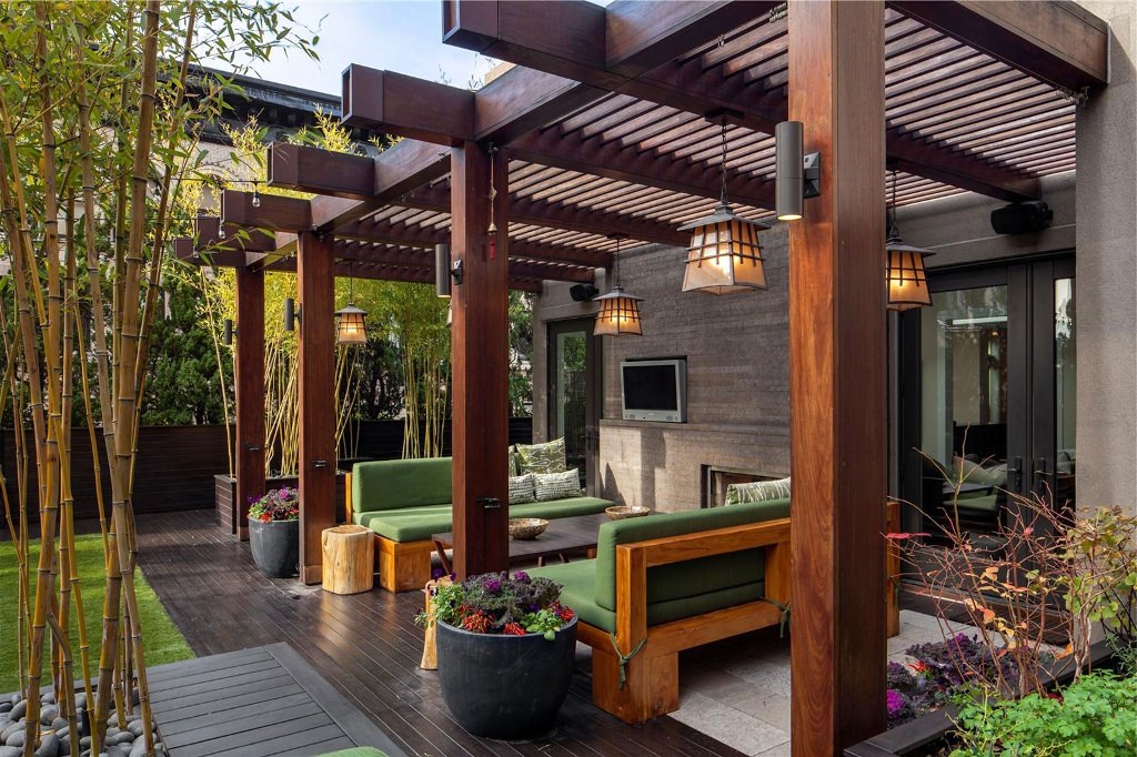 Image of: Best Backyard Decks And Patios