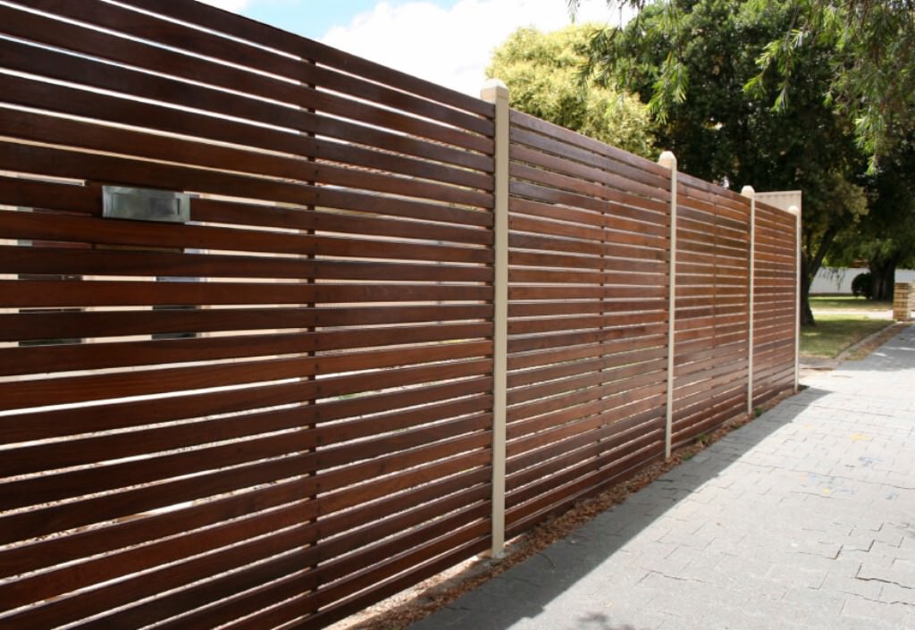Image of: Best Custom Wood Fence Designs