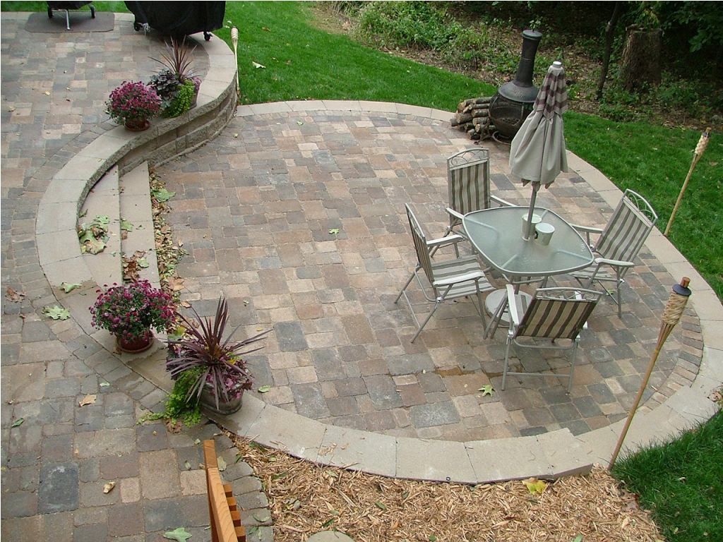 Image of: Best Natural Stone Patio Designs