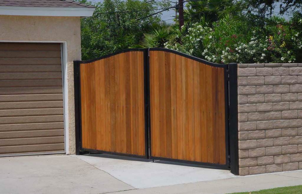 Image of: Best Wood Fence Panels