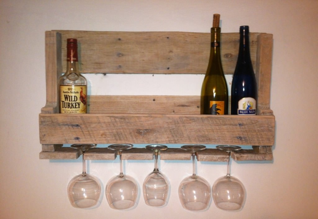 Image of: DIY Wood Wine Glass Rack