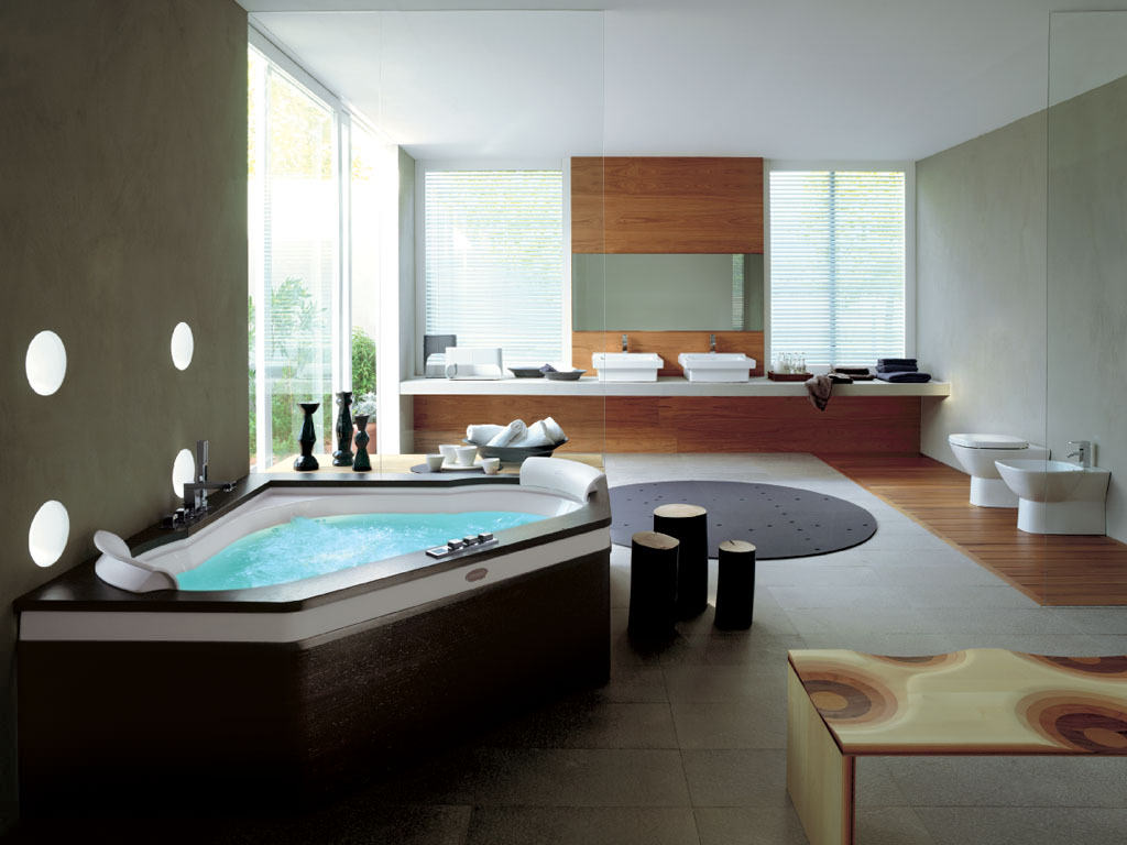 Image of: Luxury Bathroom Floor Plans