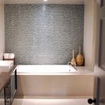 Small Bathroom Designs With Tub And Shower