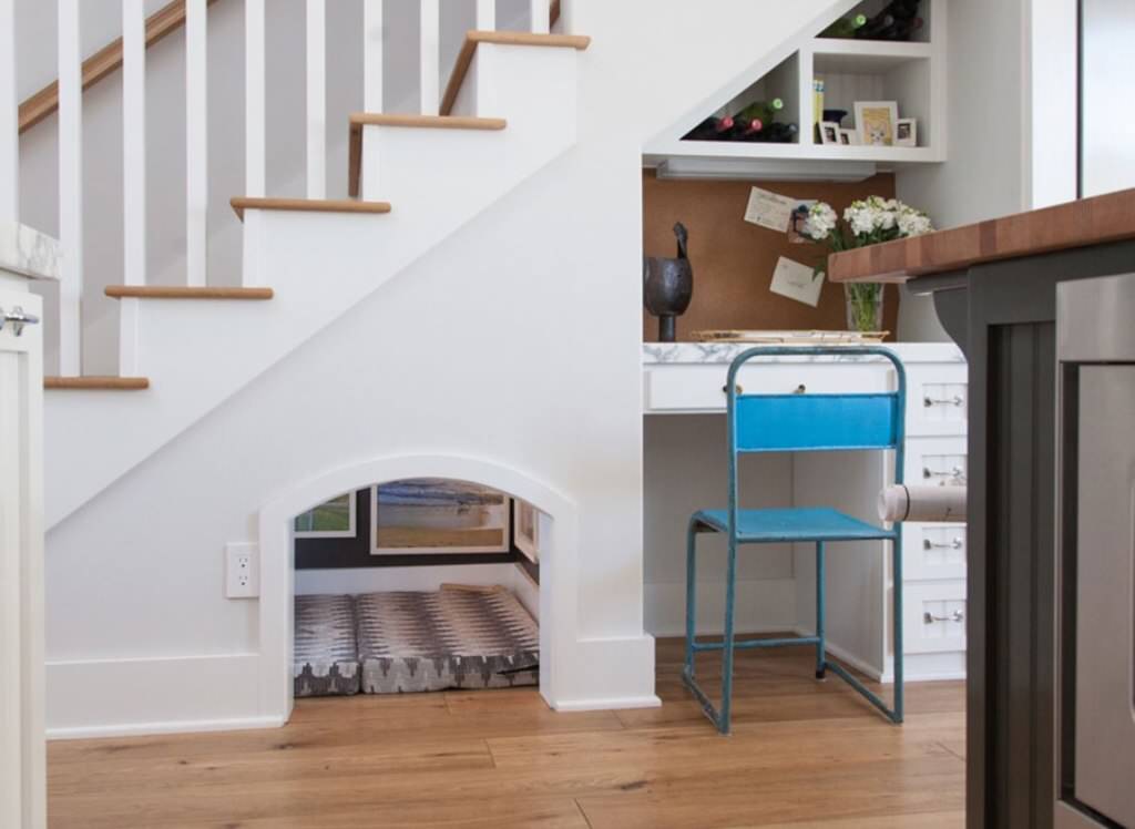 Image of: Storage Under Staircase