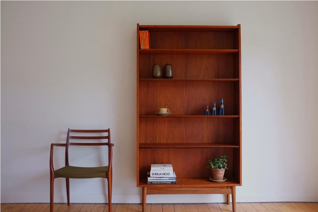 Image of: Small Teak Bookcase