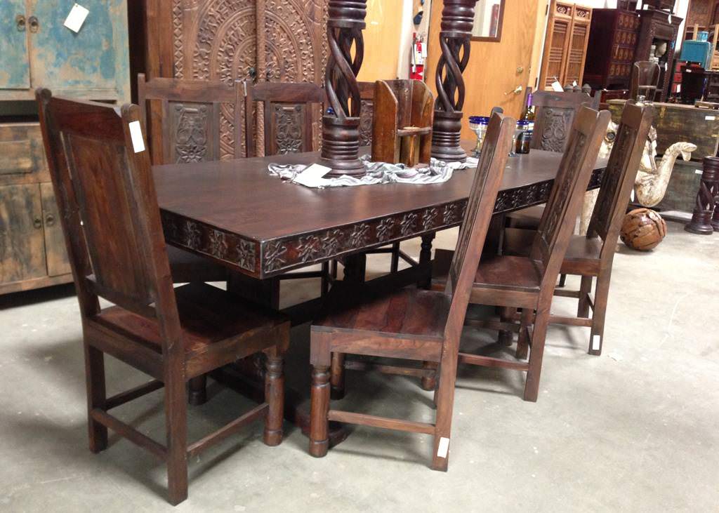 Image of: Solid Teak Dining Table