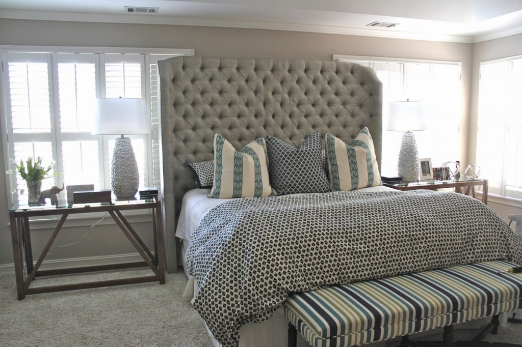 Image of: White Headboard And Footboard