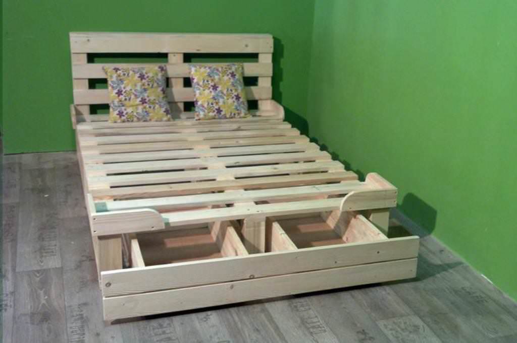 Image of: Diy Platform Bed With Storage Drawers Plan