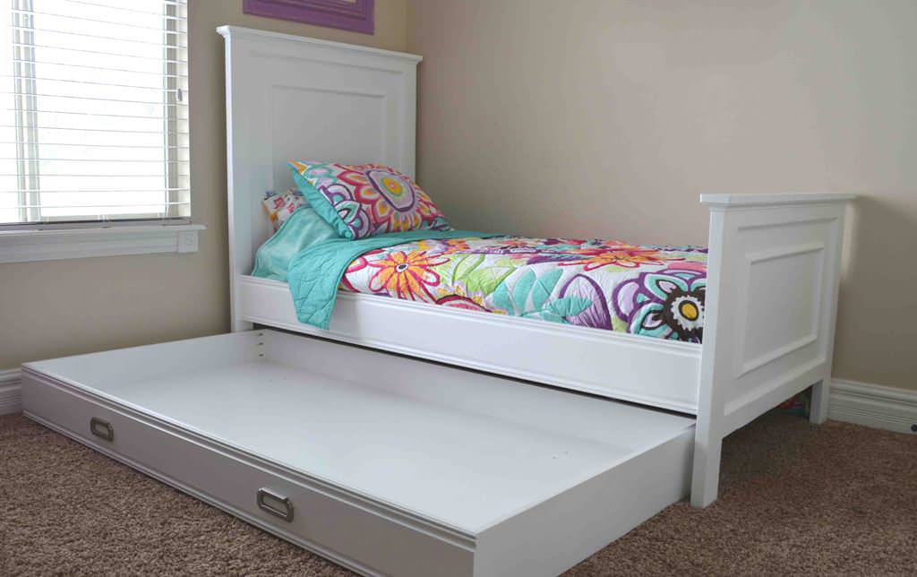 Image of: Ikea Platform Bed
