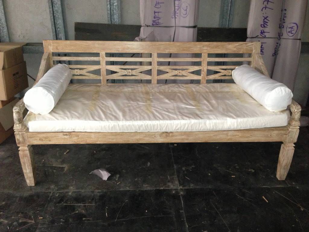 Rustic Daybed