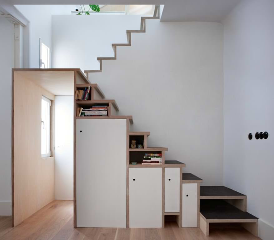 Image of: Space Saving Staircase Design