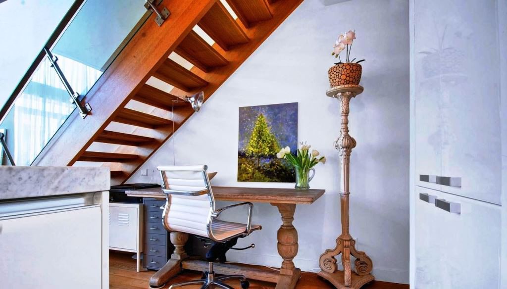 Image of: Space Saving Staircases For Small Homes