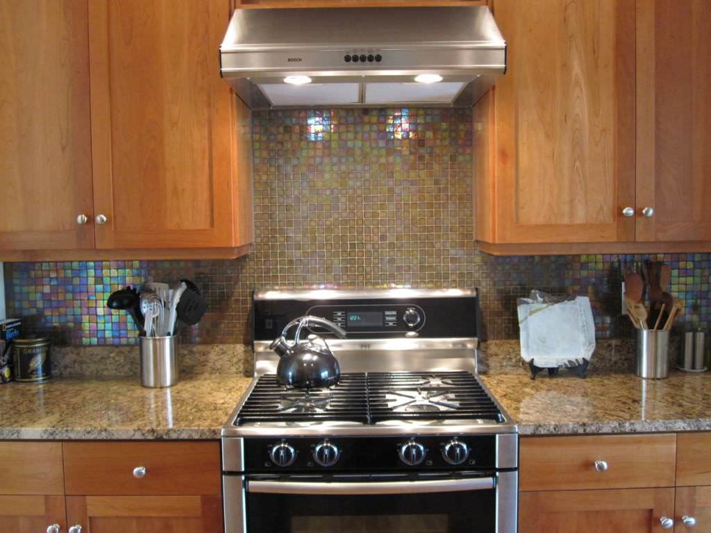Image of: accent tiles for kitchen backsplash idea
