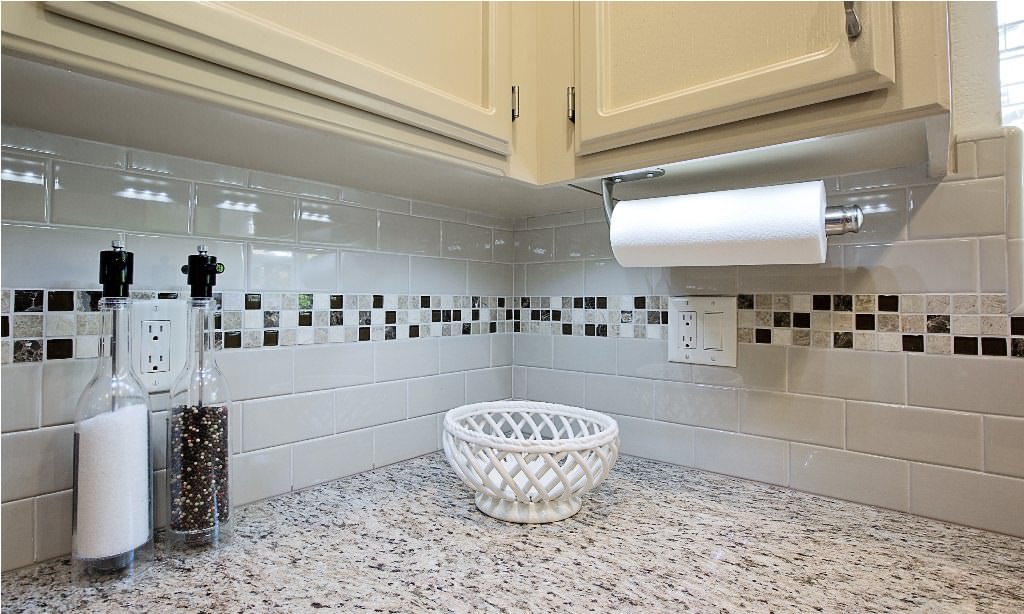 Image of: accent tiles for kitchen backsplash ideas images