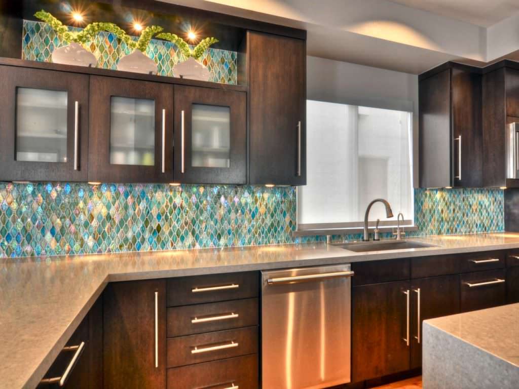 Image of: accent tiles for kitchen backsplash style