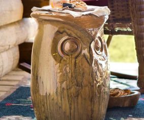 brown-owl-ceramic-accent-table