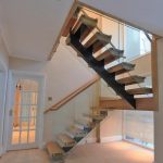 contemporary-staircase-makeover