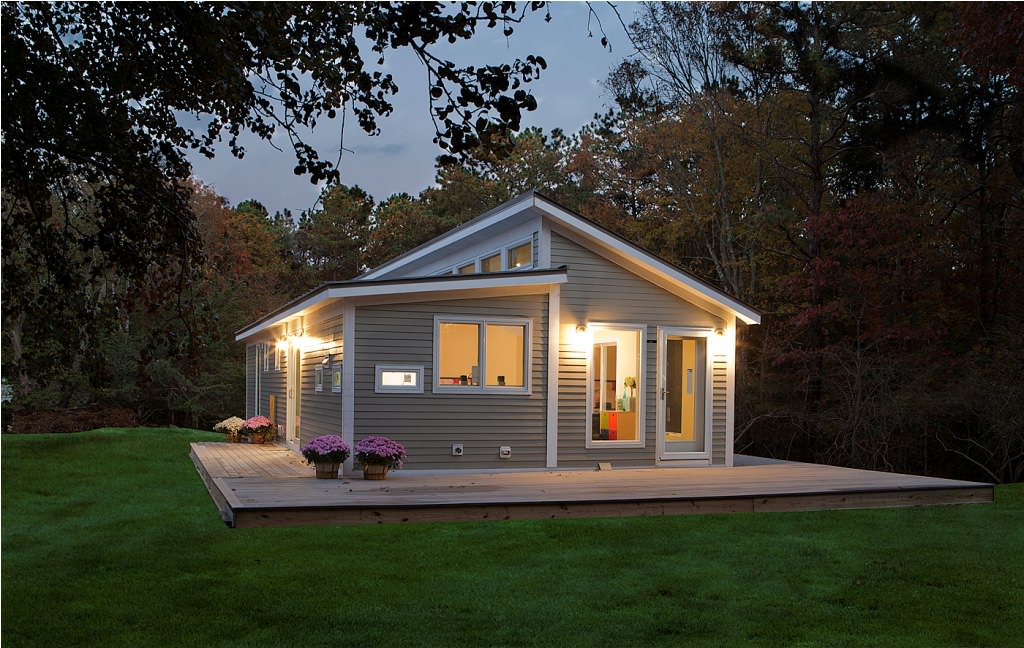 Image of: beautiful and cheap prefab cabins