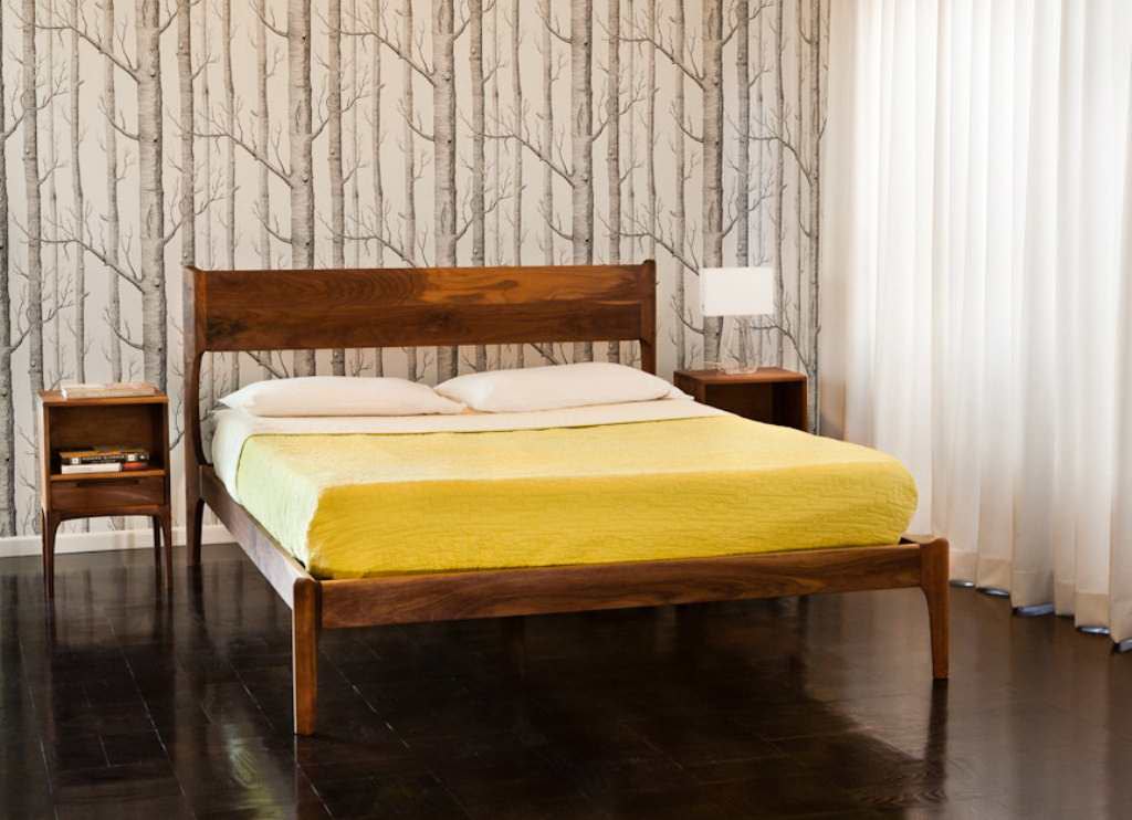 Image of: mid century modern queen bed design