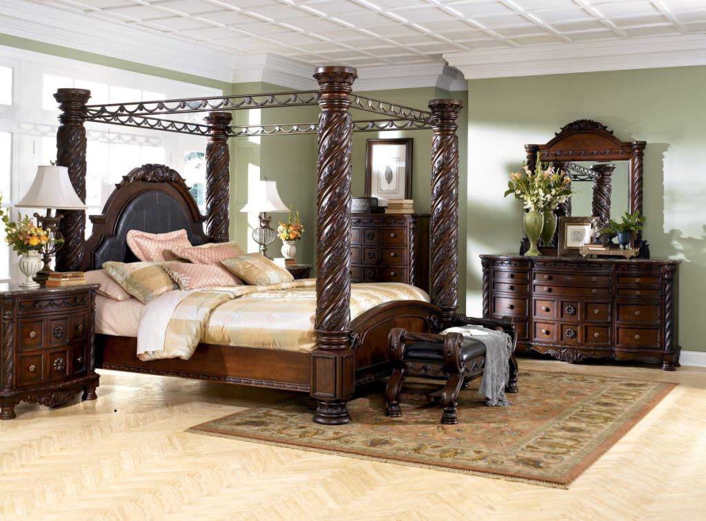 Image of: north shore king canopy bed idea for bedrooms
