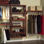 small-walk-in-closet-organization-ideas-style