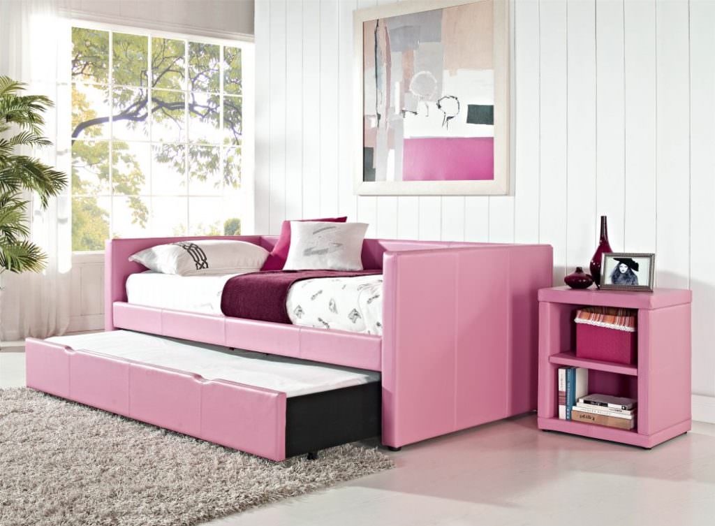 Image of: storage solutions for small bedrooms