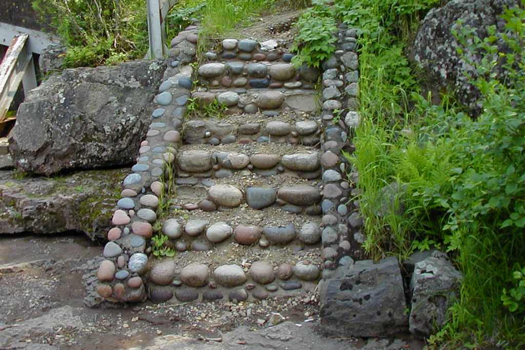 build-a-stone-staircase