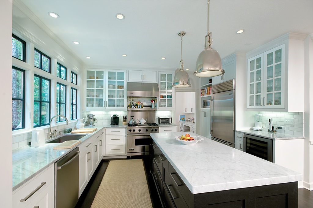 Image of: shaker kitchen cabinets