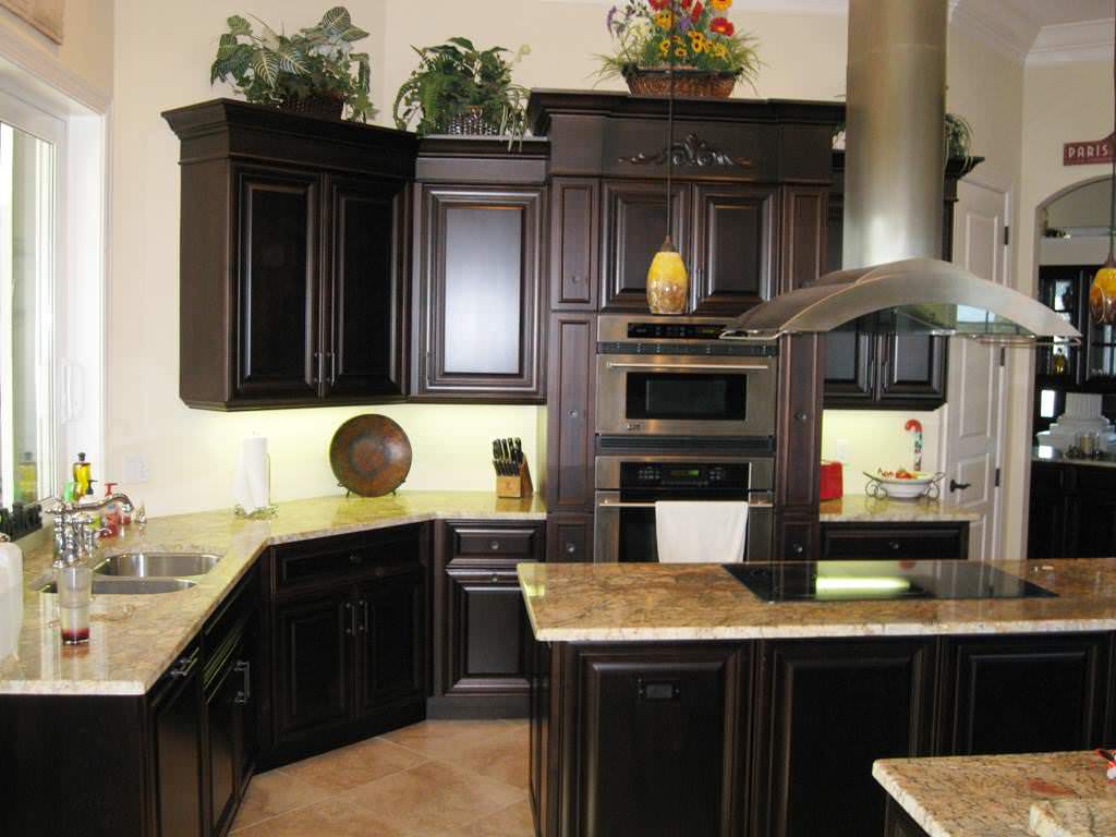Image of: staining kitchen cabinets idea