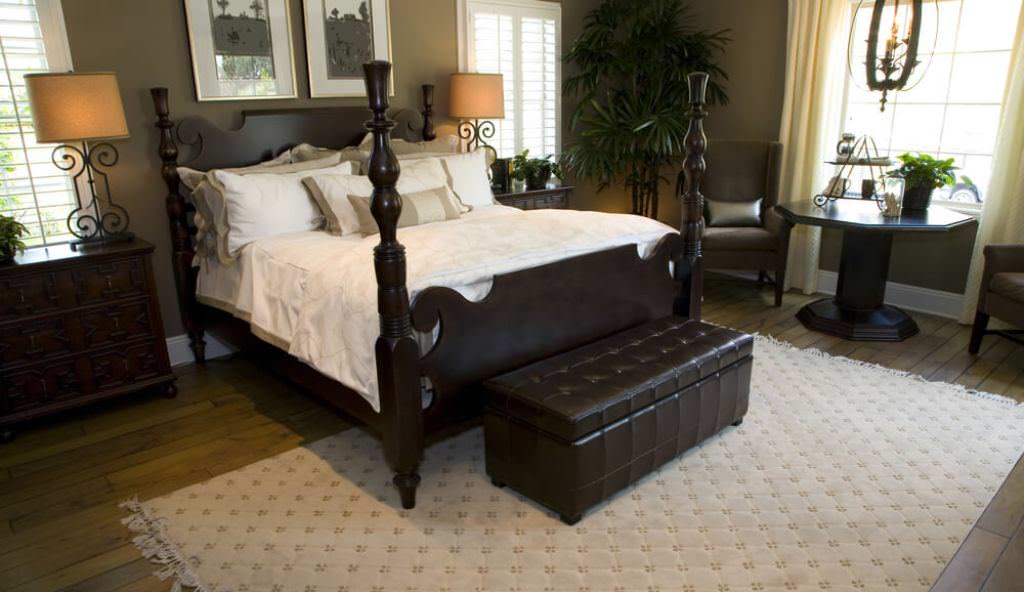 Image of: end of bed storage chest bedroom furniture sets