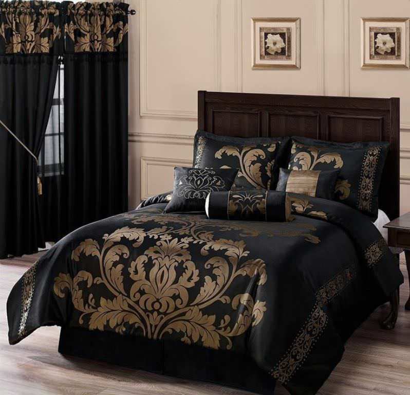 Image of: luxury king size bedding sets prices