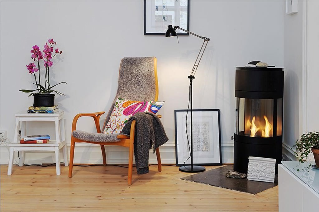 Image of: small corner electric fireplace