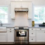 subway-tile-in-kitchen-style