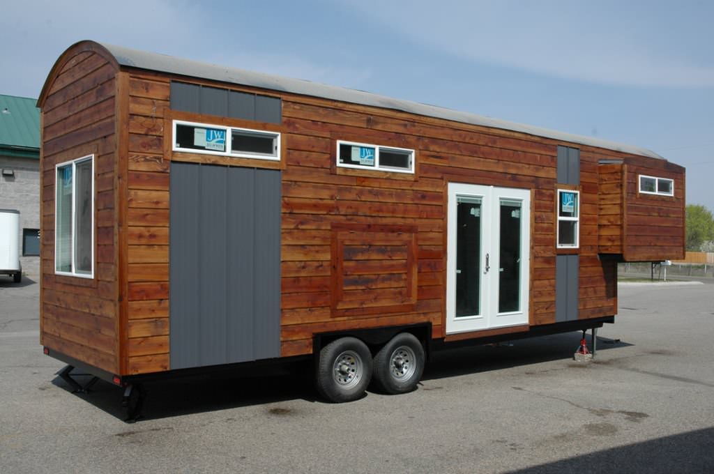 Image of: 5th wheel tiny house on park line
