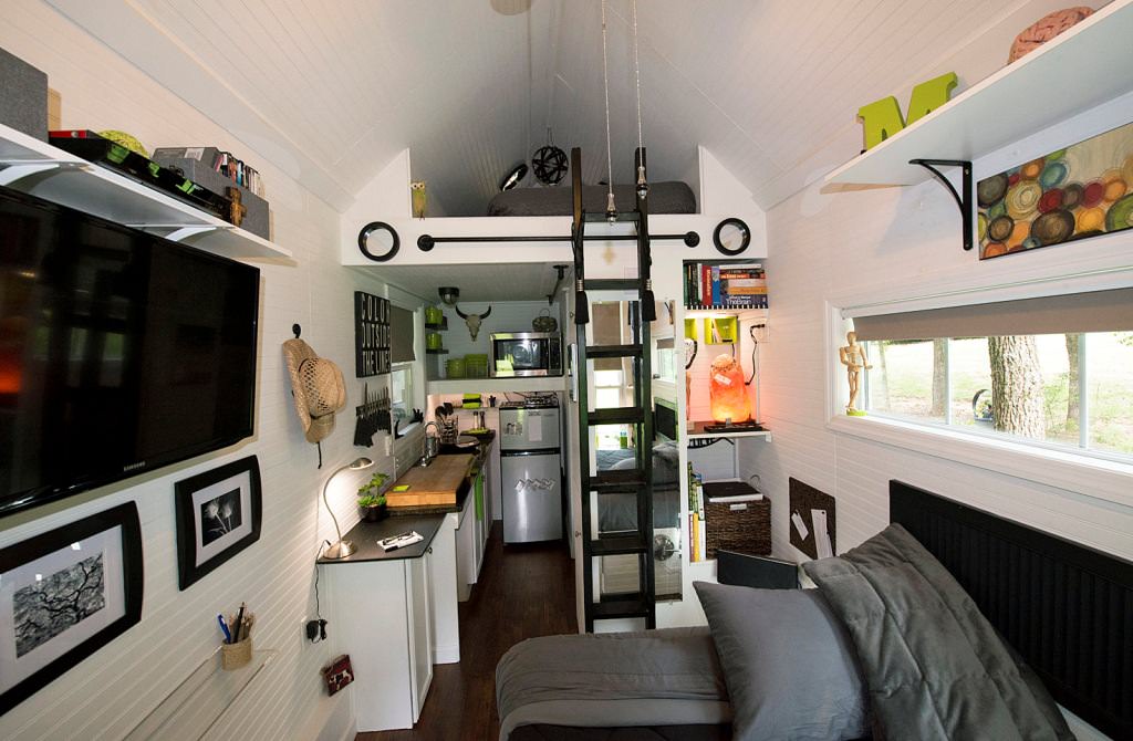 Image of: tiny house appliances and furniture