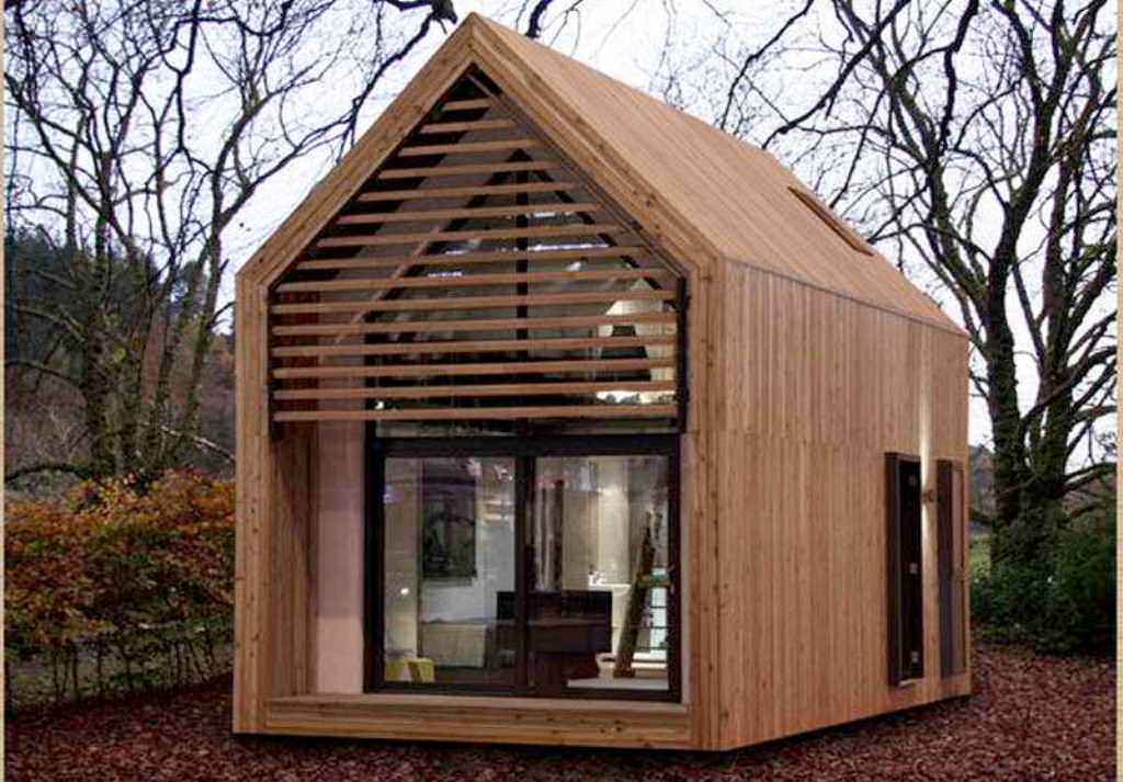 Image of: build a tiny house step by step with limited budget