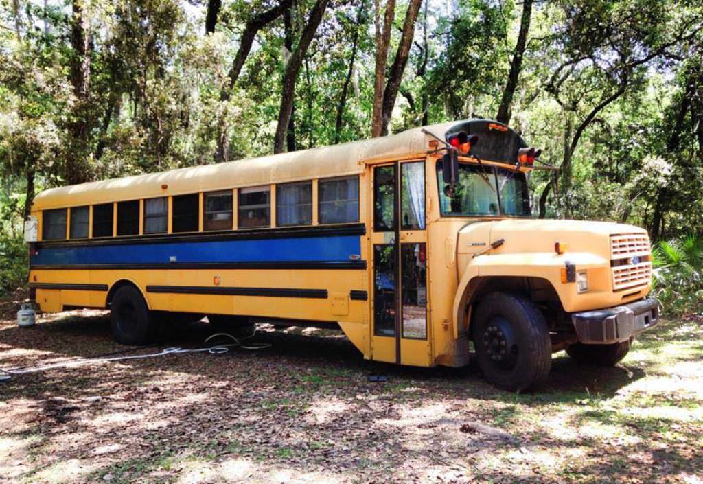 Image of: convert school bus to tiny house