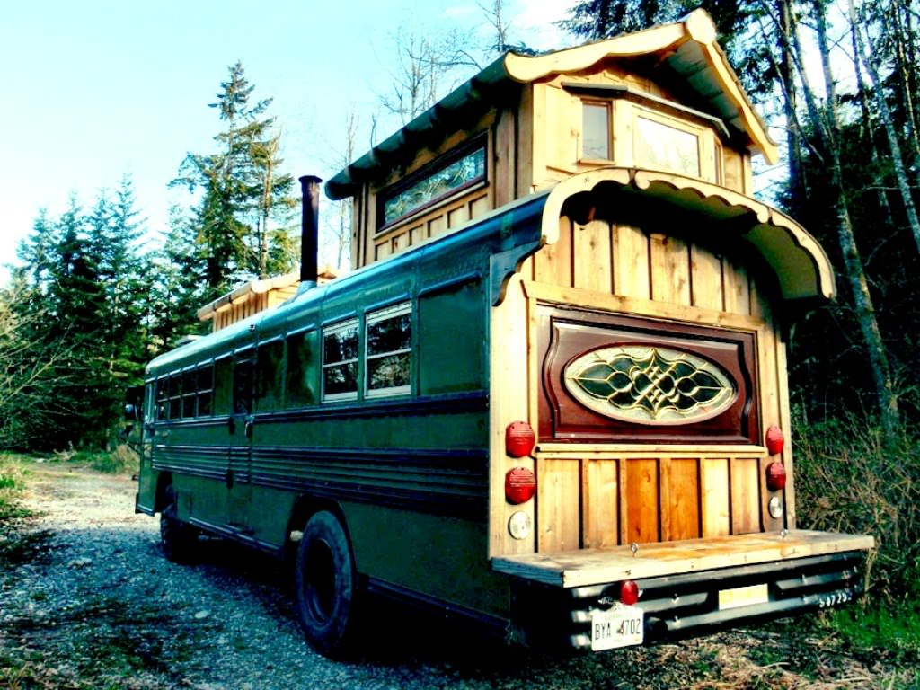 Image of: custom school bus tiny house