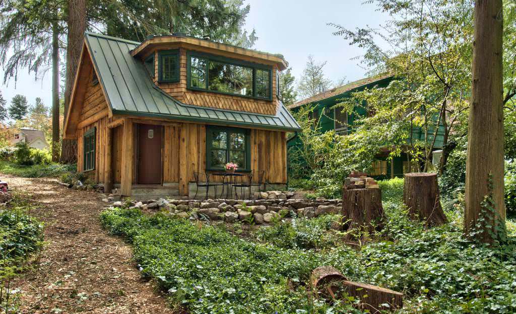 Image of: log cabin tiny house style
