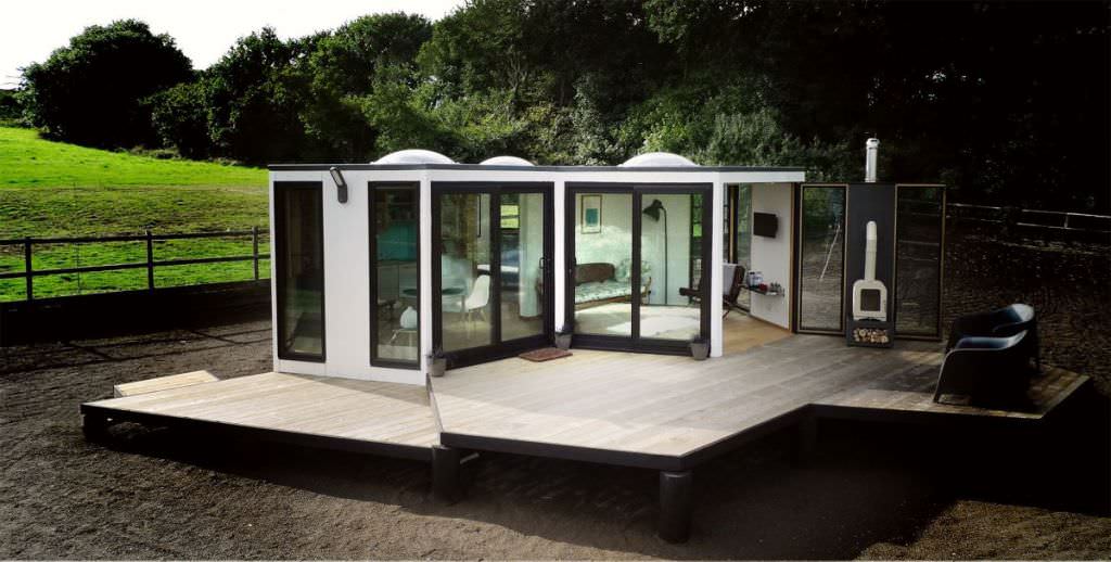 Image of: luxury modular tiny house side view