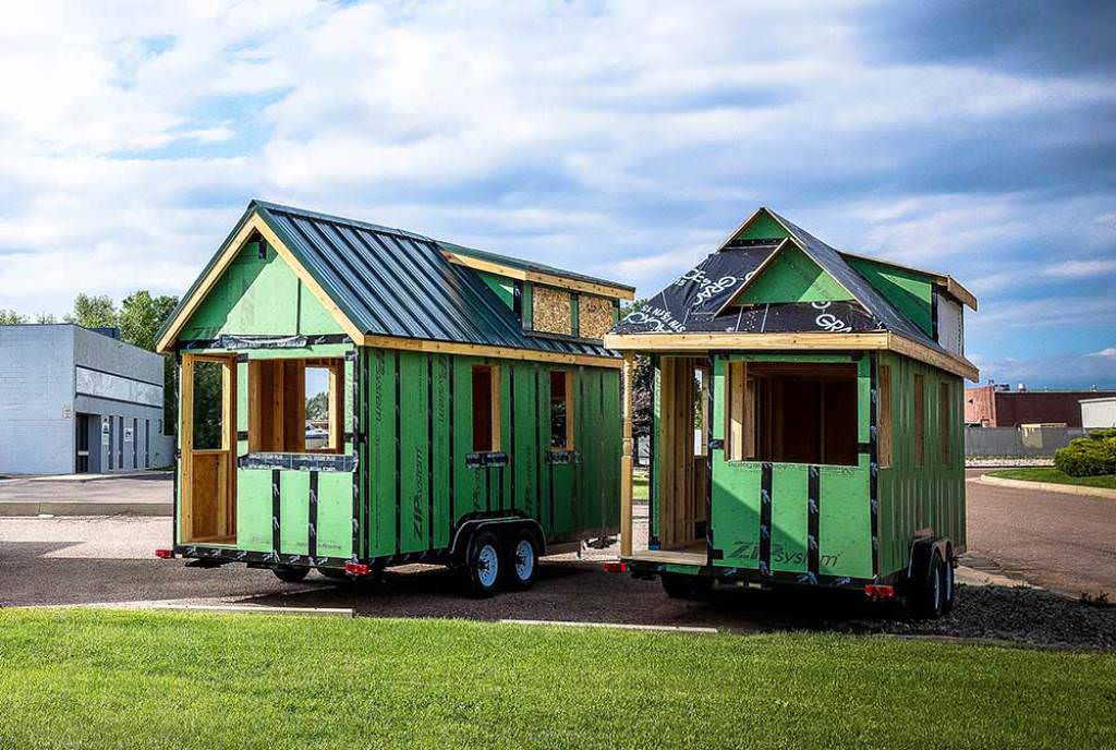 Image of: photos of tiny houses exterior view