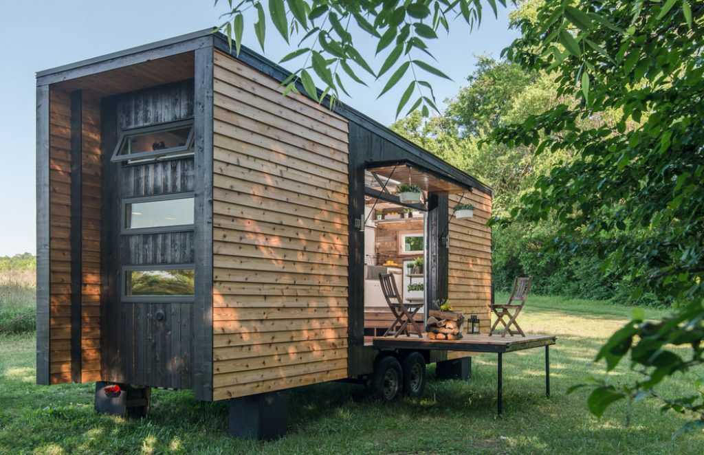 Image of: photos of tiny houses in hgtv